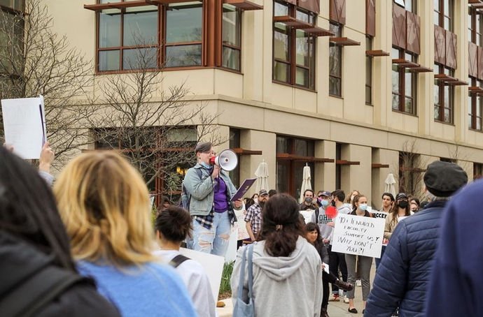 Adjunct Pay Equity: Supporting Workers and Transcending Political Agendas